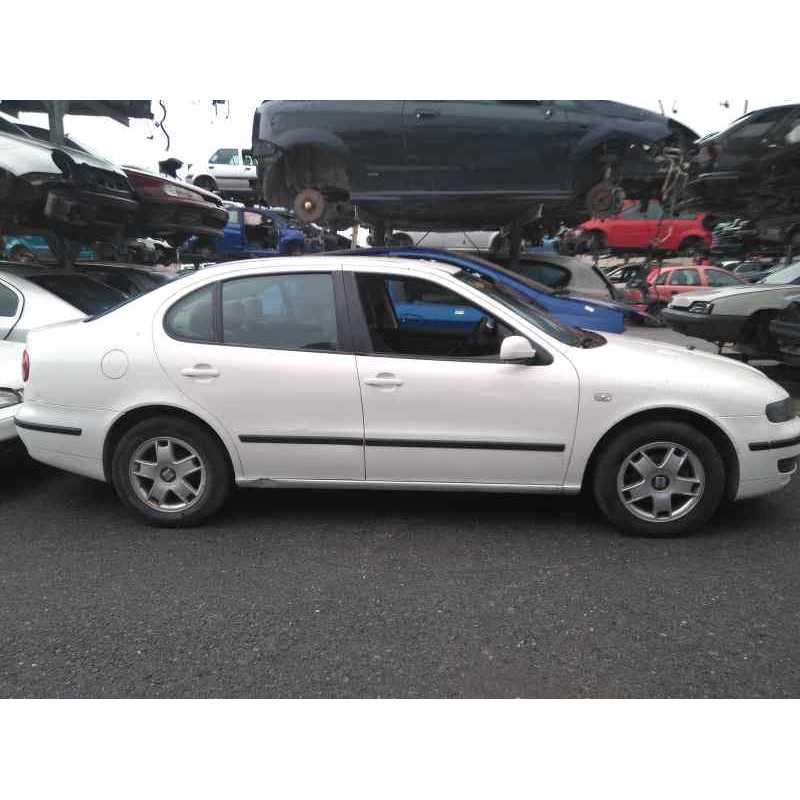 seat toledo (1m2) del año 2001