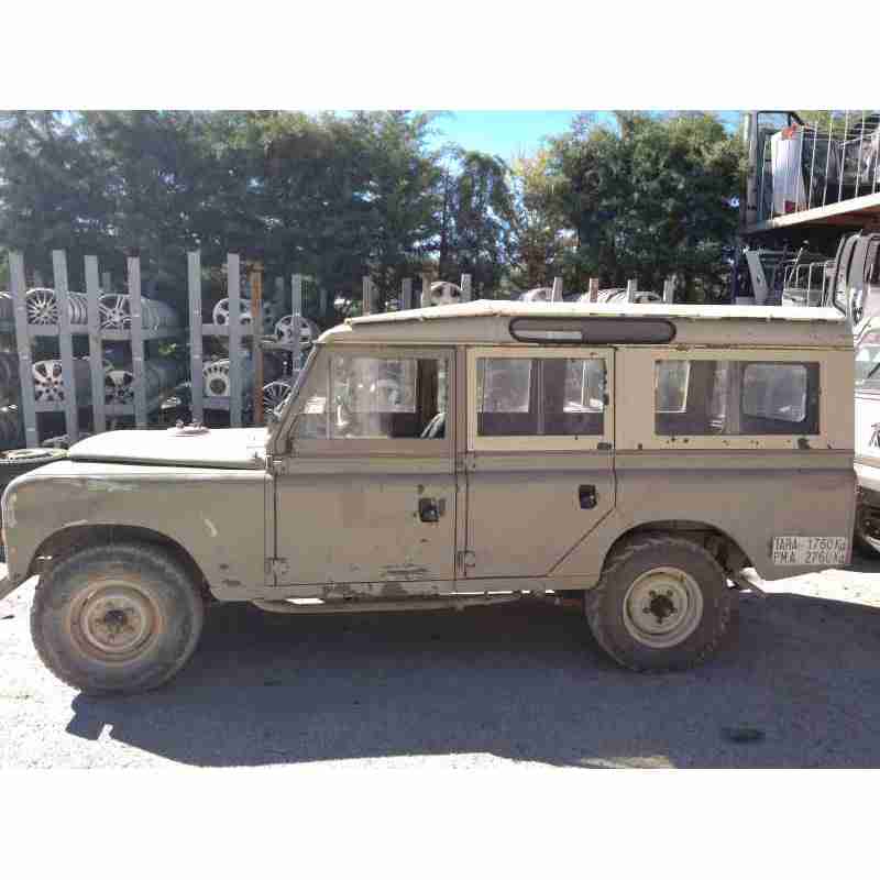 land rover santana del año 1975