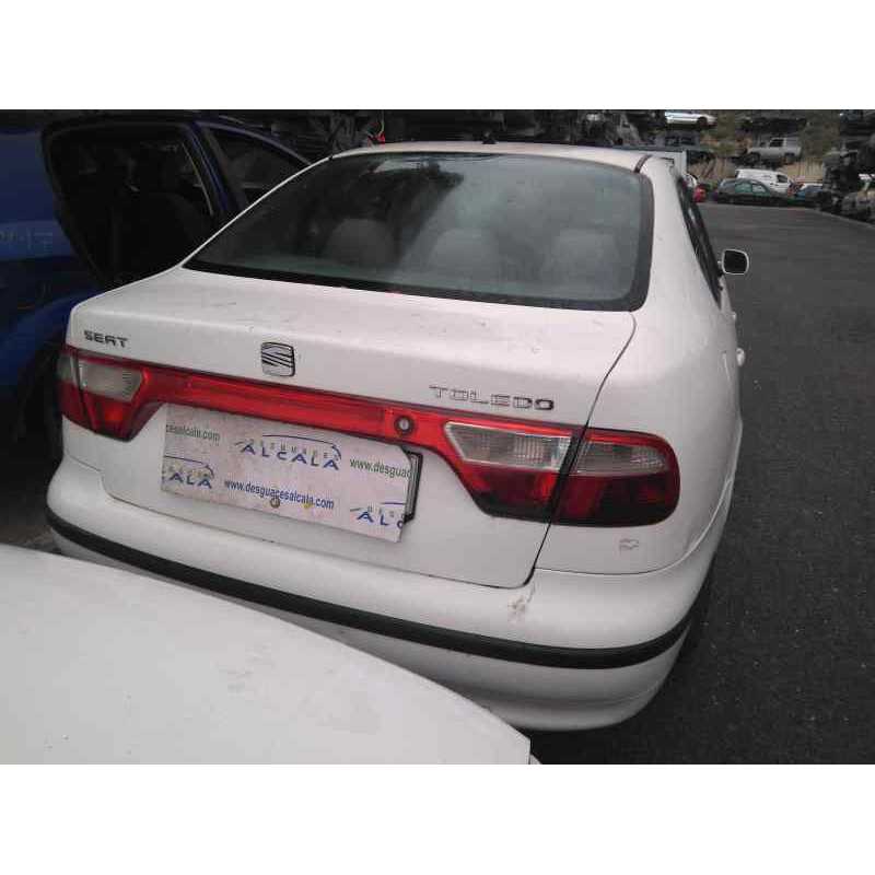 seat toledo (1m2) del año 2001