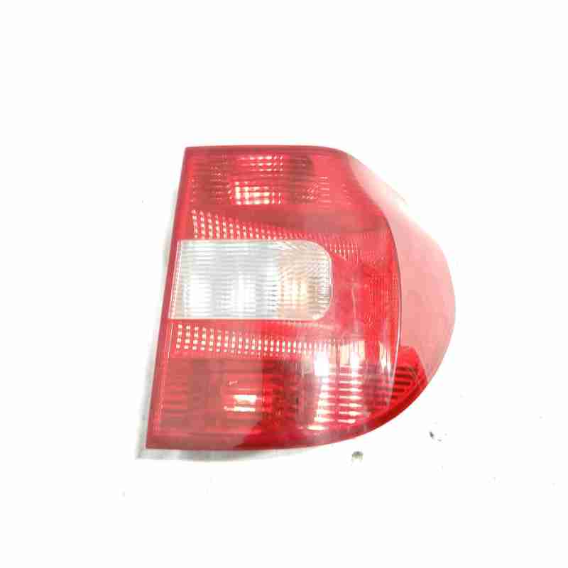 PILOTO TRASERO DERECHO 5L0945112 