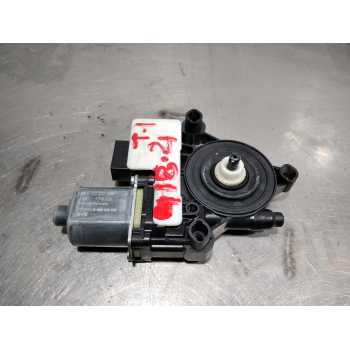MOTOR ELEVALUNAS TRASERO IZQUIERDO 0130822695 
