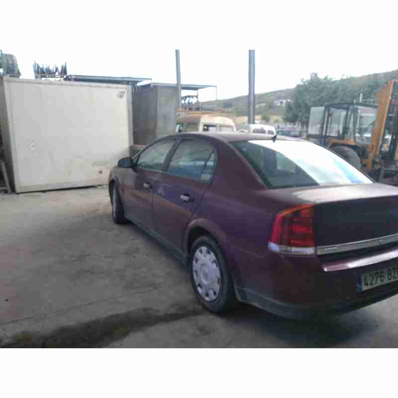 opel vectra c berlina del año 2002