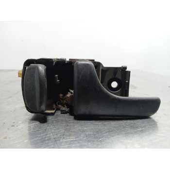 MANETA INTERIOR DELANTERA IZQUIERDA 806710F000 