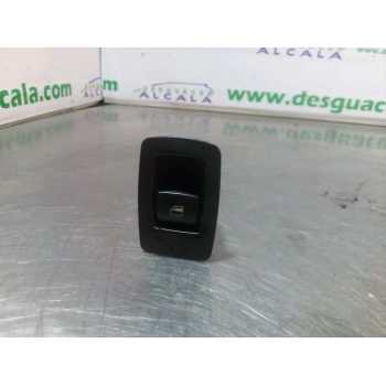 MANDO ELEVALUNAS TRASERO IZQUIERDO 15939900 3 PINES 