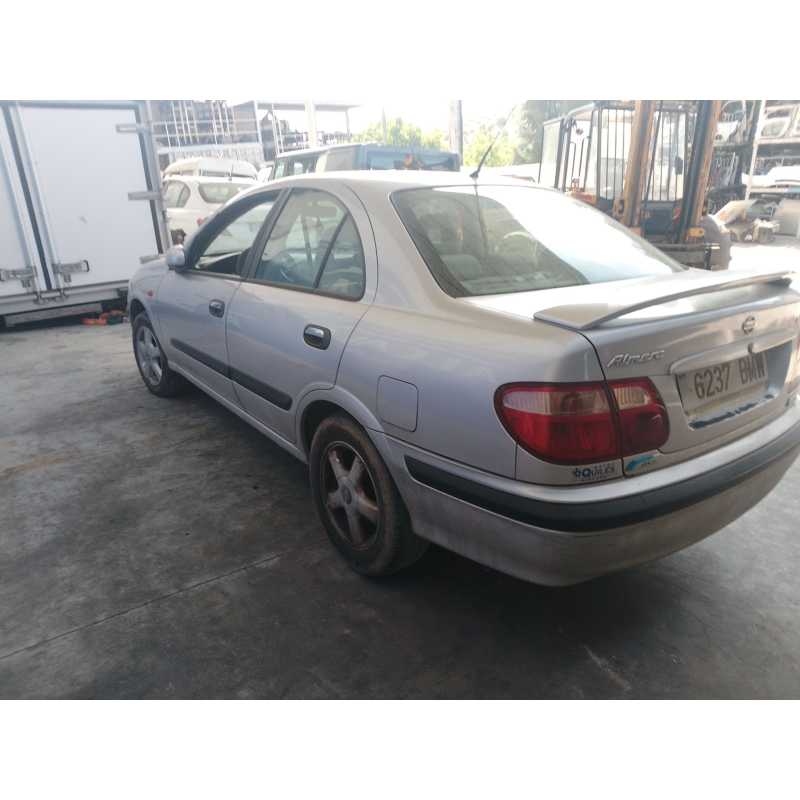 nissan almera ii (n16) del año 2001