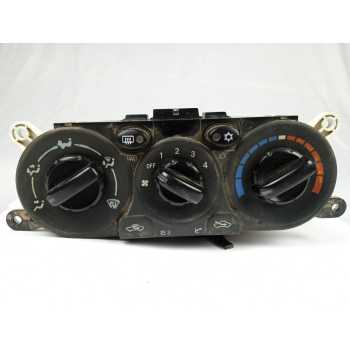 MANDO CALEFACCION / AIRE ACONDICIONADO 7820A305 