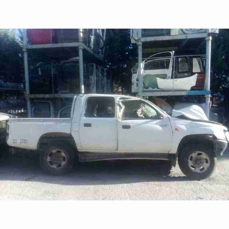 toyota hilux del año 2001