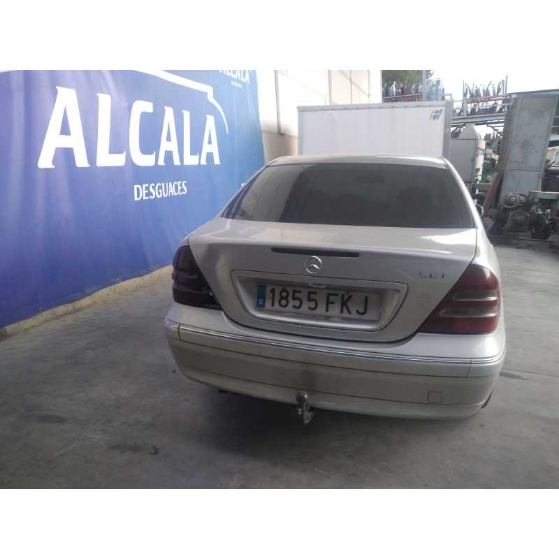 mercedes-benz clase c (w203) berlina del año 2007