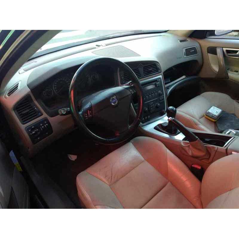 volvo s60 berlina del año 2006