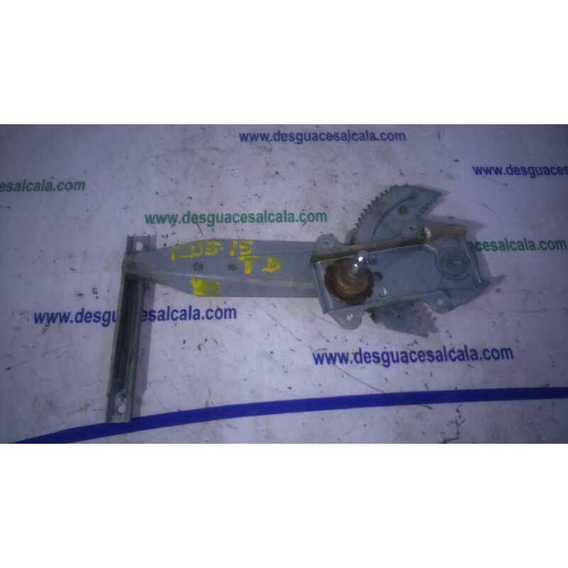 ELEVALUNAS TRASERO DERECHO MANUAL 