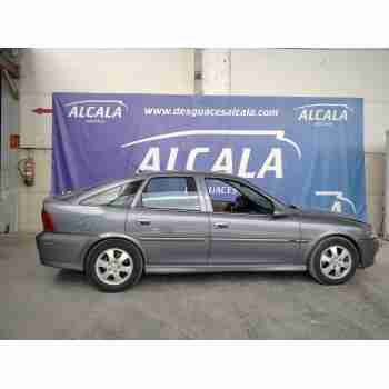 OPEL VECTRA B BERLINA
