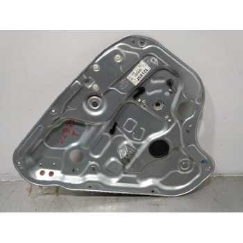 ELEVALUNAS TRASERO IZQUIERDO 834702L020 SIN MOTOR 