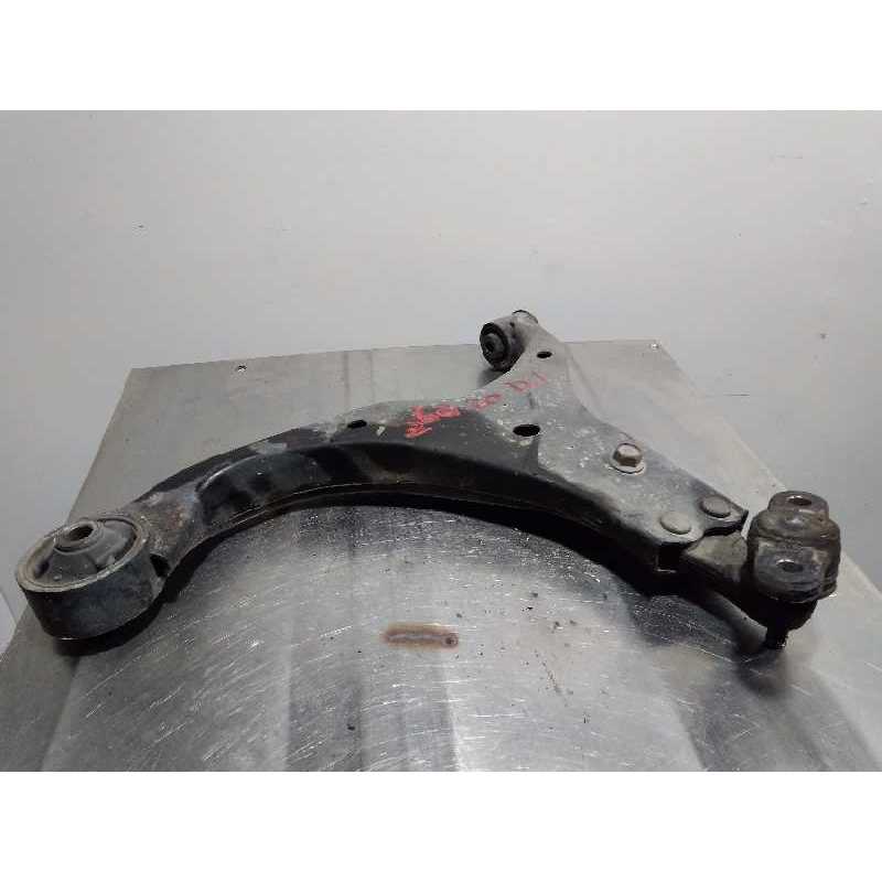 BRAZO SUSPENSION INFERIOR DELANTERO IZQUIERDO 