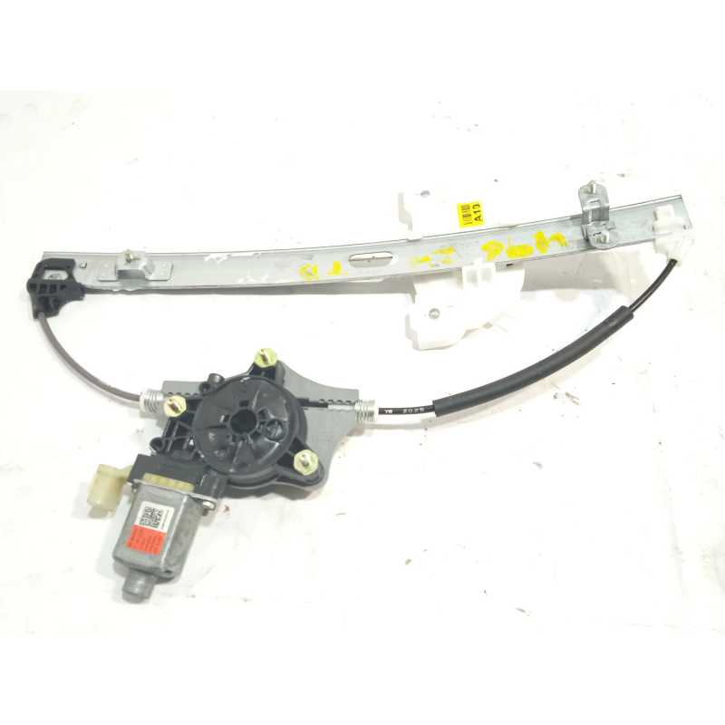 ELEVALUNAS TRASERO DERECHO 83460H8000 