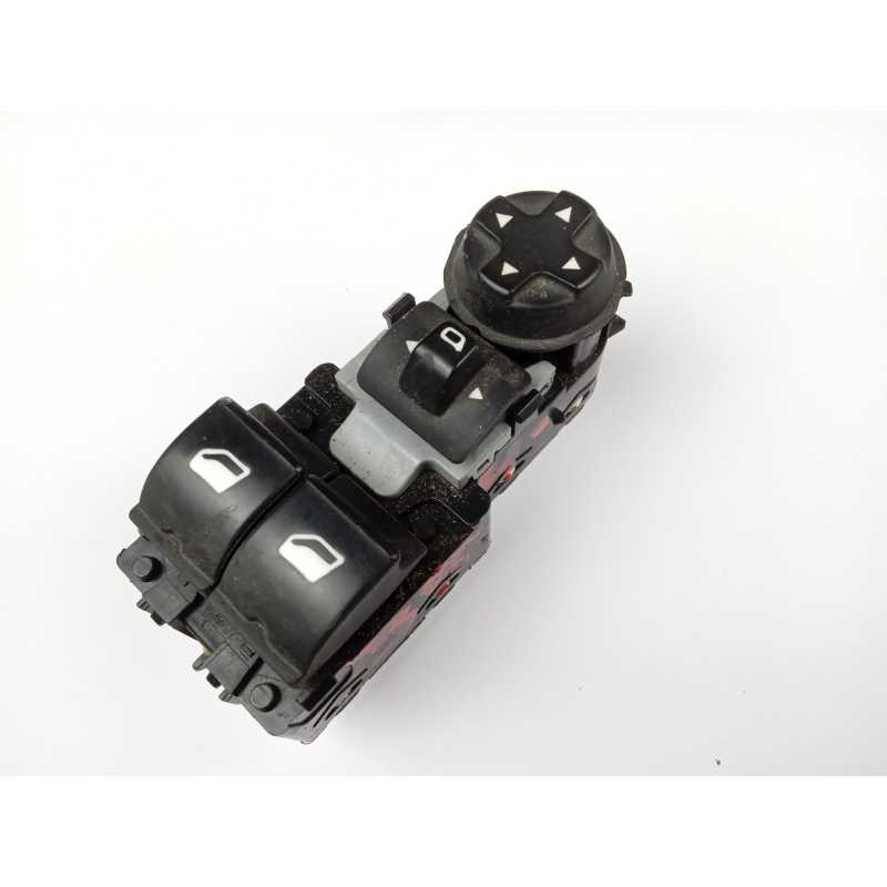 MANDO ELEVALUNAS DELANTERO IZQUIERDO 96783350ZD 