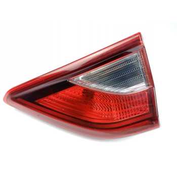 PILOTO TRASERO DERECHO INTERIOR 92404H8400 
