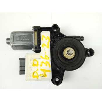 MOTOR ELEVALUNAS DELANTERO DERECHO 0130822064 