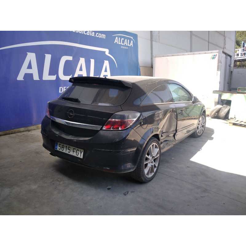 opel astra gtc del año 2006