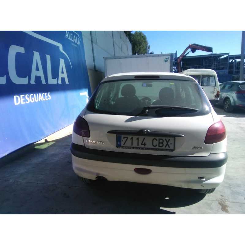 peugeot 206 berlina del año 2002