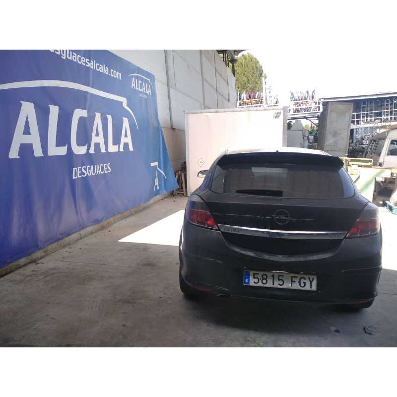 opel astra gtc del año 2006