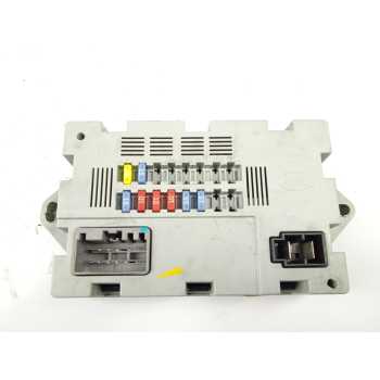 CAJA RELES / FUSIBLES CPLA14Q073AA 