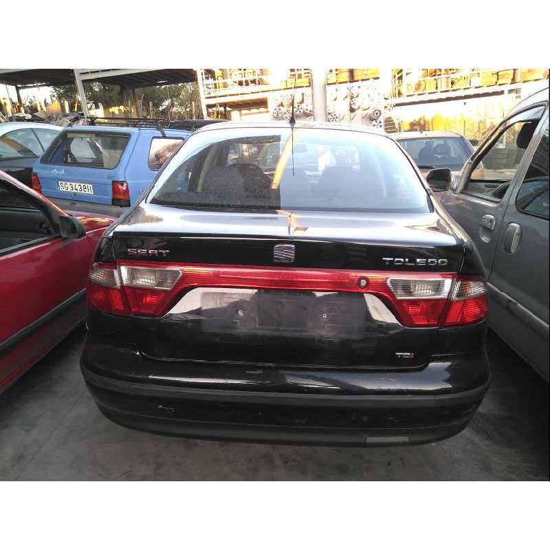 seat toledo (1m2) del año 2002