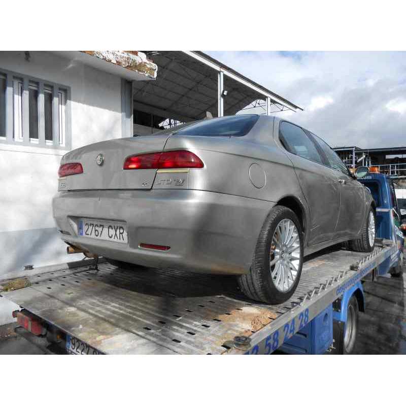 alfa romeo 156 del año 2004
