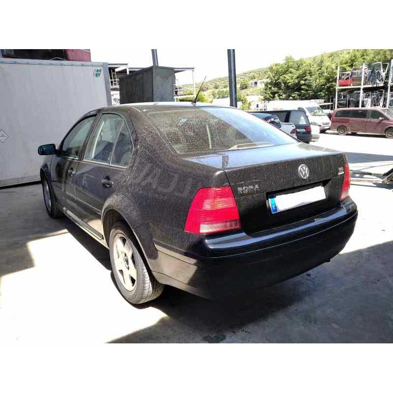 volkswagen bora berlina (1j2) del año 2000