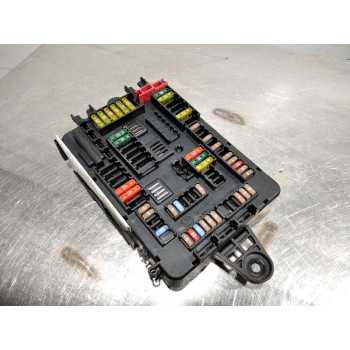 CAJA RELES / FUSIBLES 926111102 