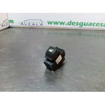 MANDO ELEVALUNAS DELANTERO DERECHO 96657926XT 4 PINES 