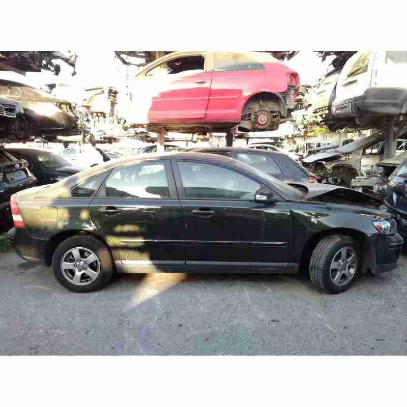 volvo s40 berlina del año 2007