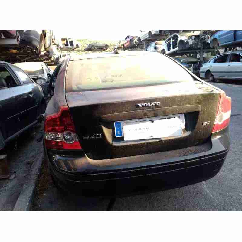 volvo s40 berlina del año 2007
