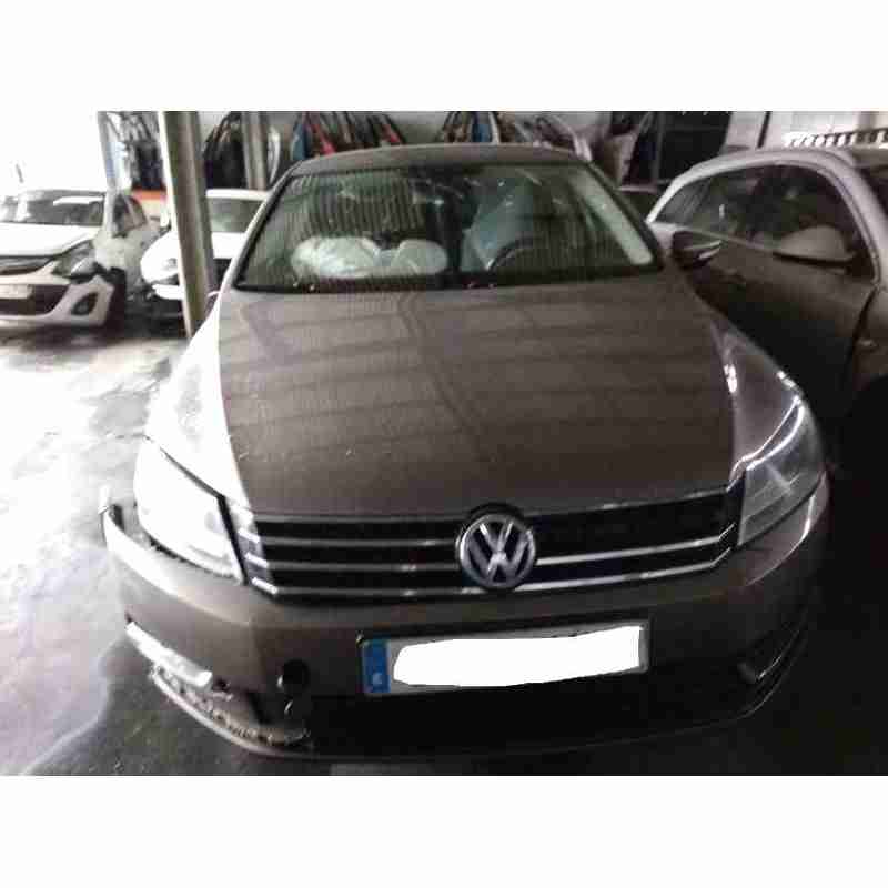 volkswagen passat lim. (362) del año 2011