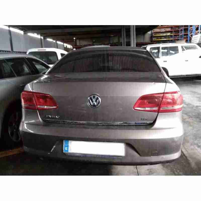 volkswagen passat lim. (362) del año 2011