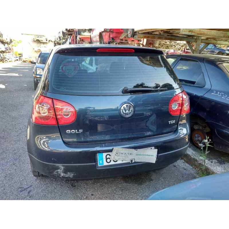 volkswagen golf v berlina (1k1) del año 2006