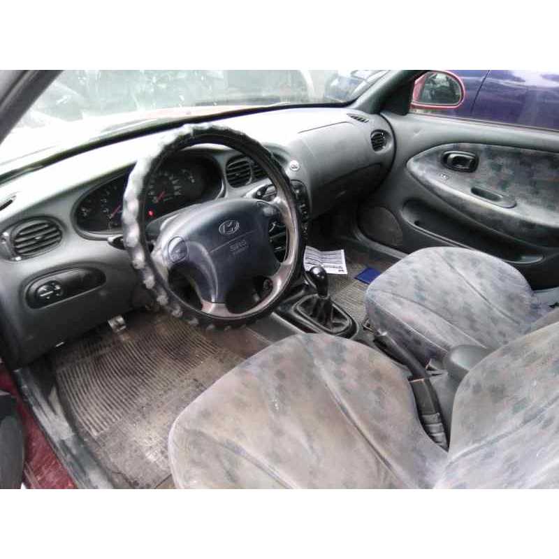 hyundai lantra berlina (rd) del año 1996