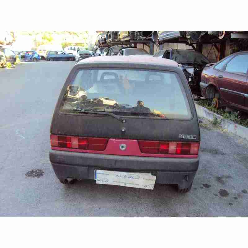 lancia y10 del año 1995