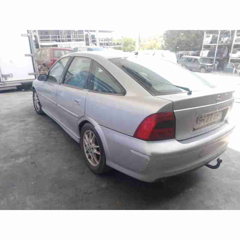opel vectra b (j96) del año 2001