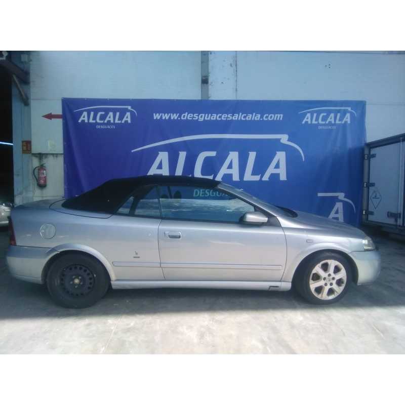 opel astra g descapotable (t98) del año 2001