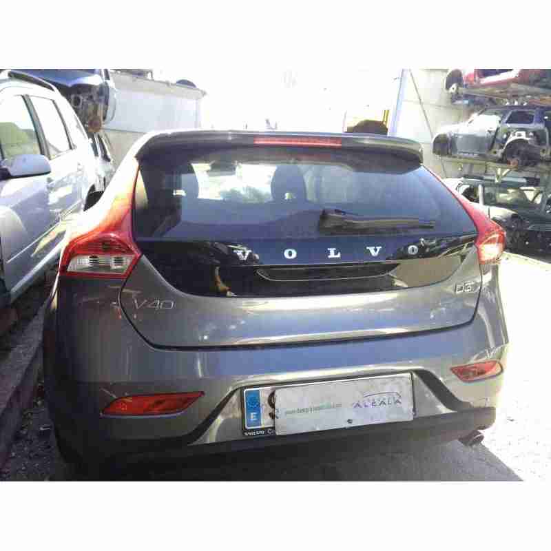 volvo v40 del año 2016