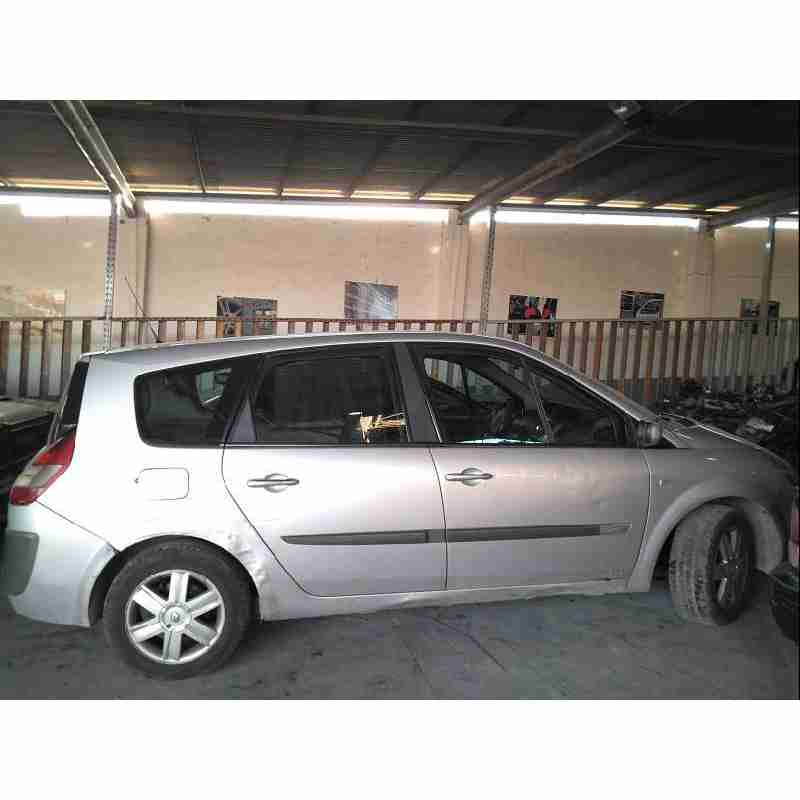 renault scenic ii del año 2005