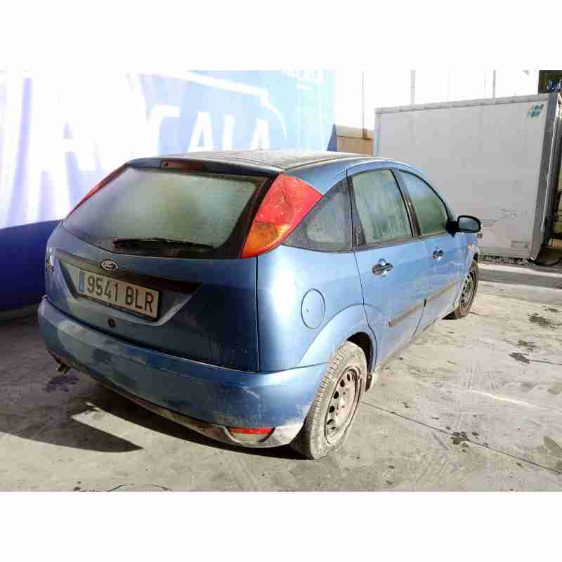 ford focus berlina (cak) del año 2001