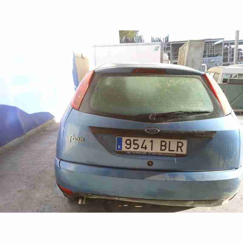 ford focus berlina (cak) del año 2001