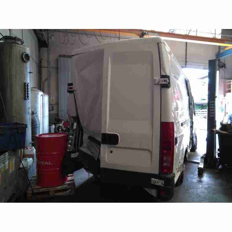 iveco daily caja cerrada (1999 =>) del año 2005