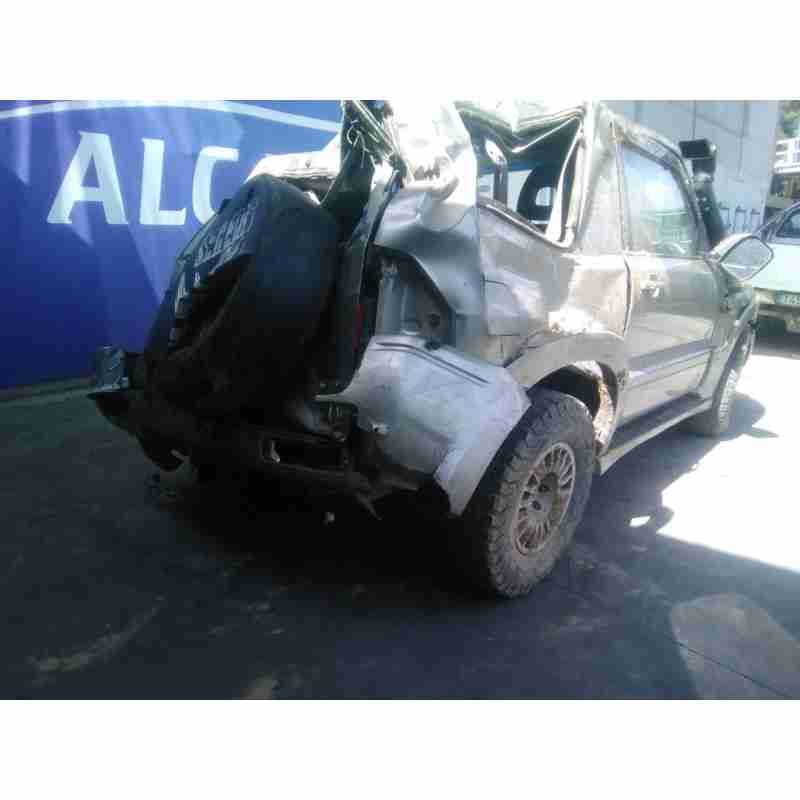 mitsubishi montero iii canvas top (v6_w, v7_w) del año 2009