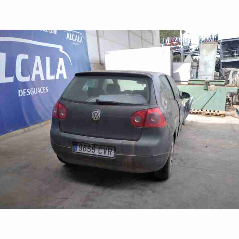 volkswagen golf v berlina (1k1) del año 2004