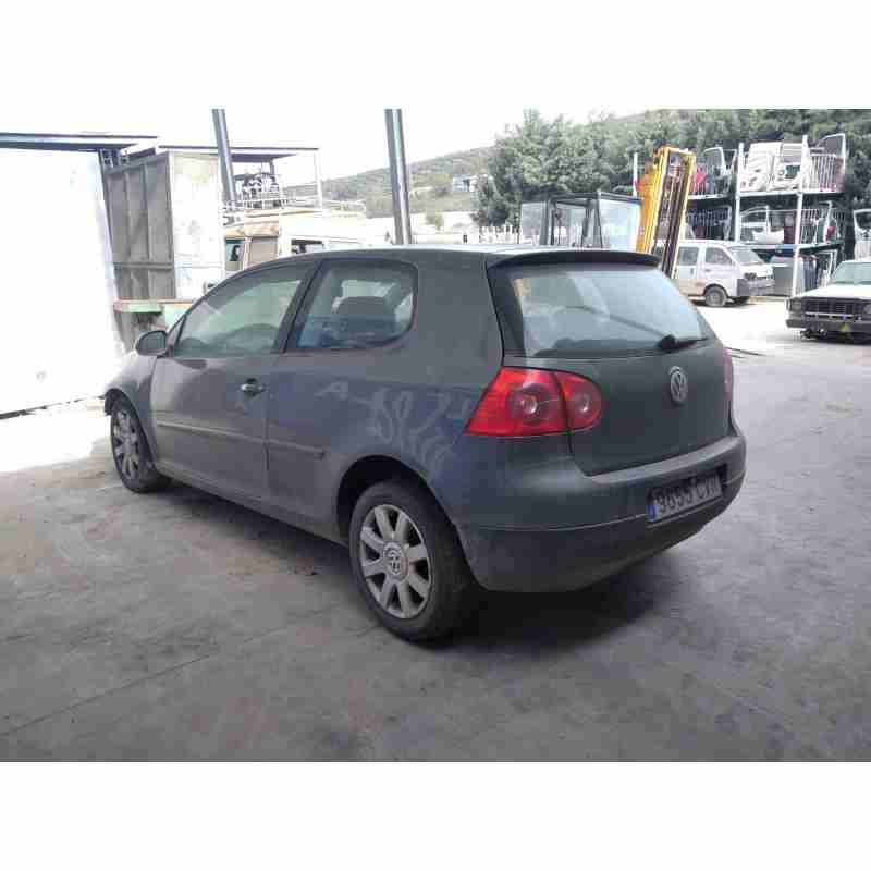 volkswagen golf v berlina (1k1) del año 2004