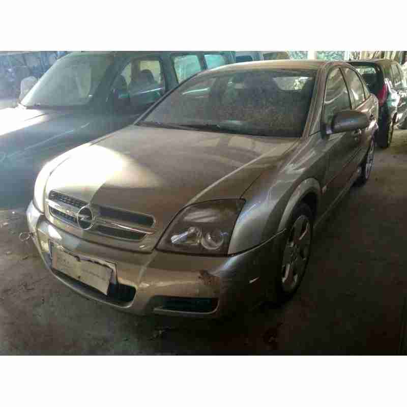 opel vectra c berlina del año 2003