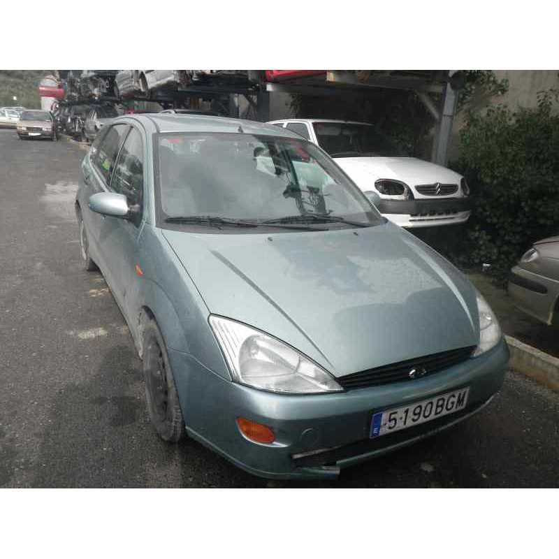 ford focus berlina (cak) del año 2001