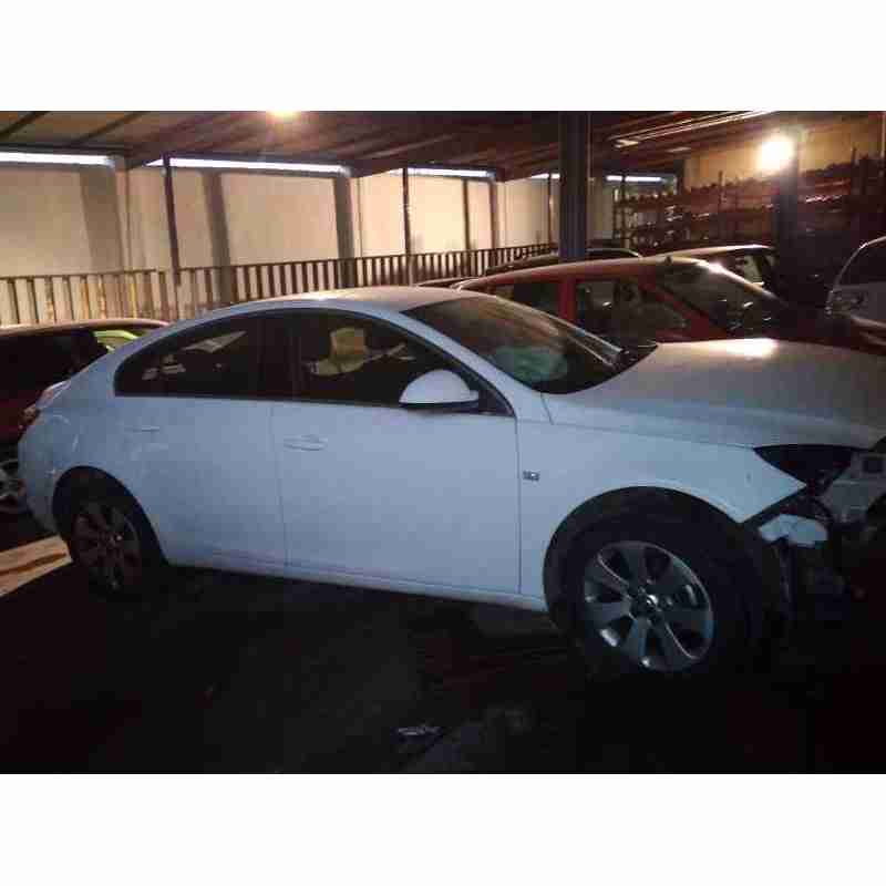 opel insignia berlina del año 2013